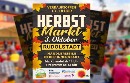 buntes Markttreiben zum verkaufsoffenen Feiertag